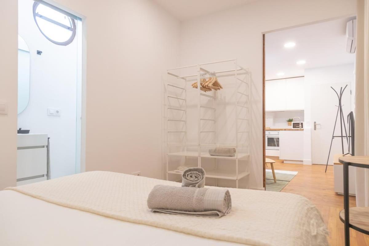 Centrally Located In Apartment Madrid